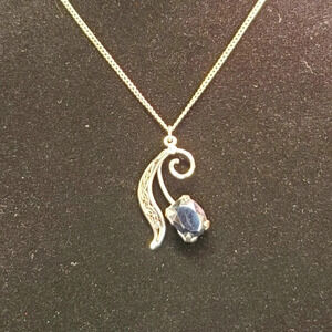 0204. Designer  AMCO 💖 Hematite 🖤 Pendant in Sterling for Someone Special 💝